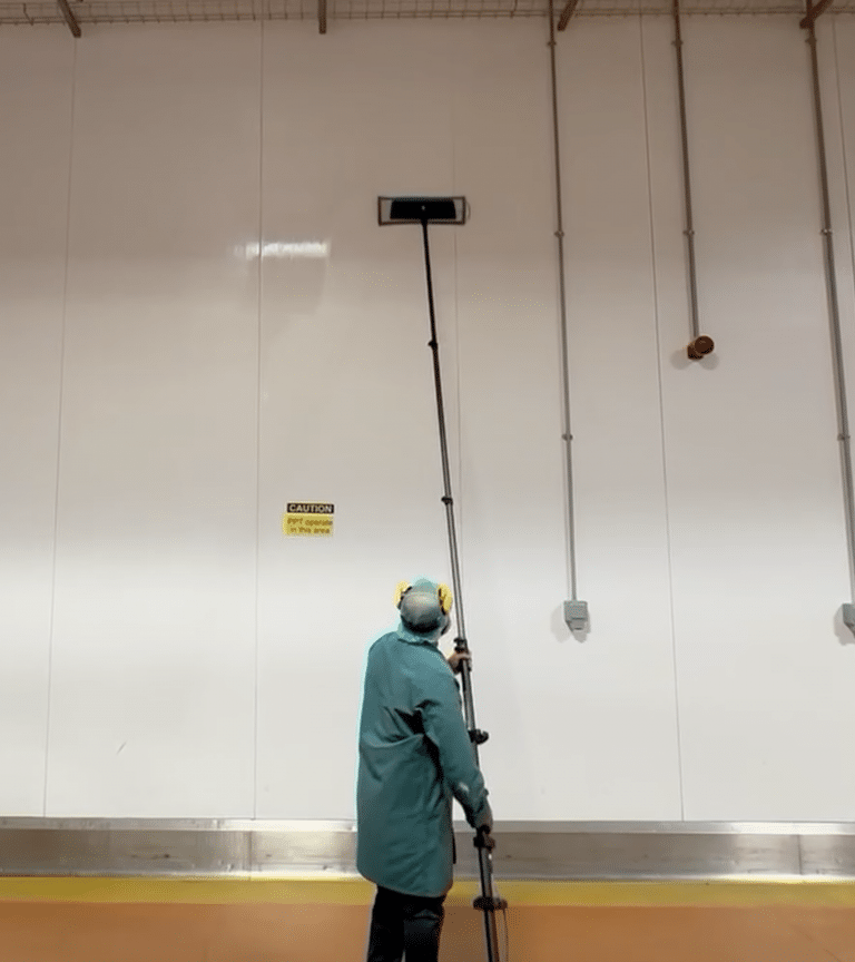 Lavage a plat vapeur industriel